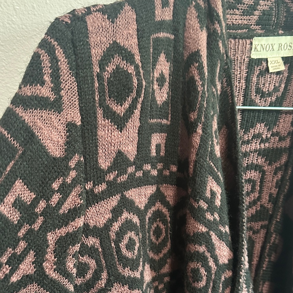 Knox Rose Black and Mauve Geometric Open-Front Cardigan - Picture 3 of 14